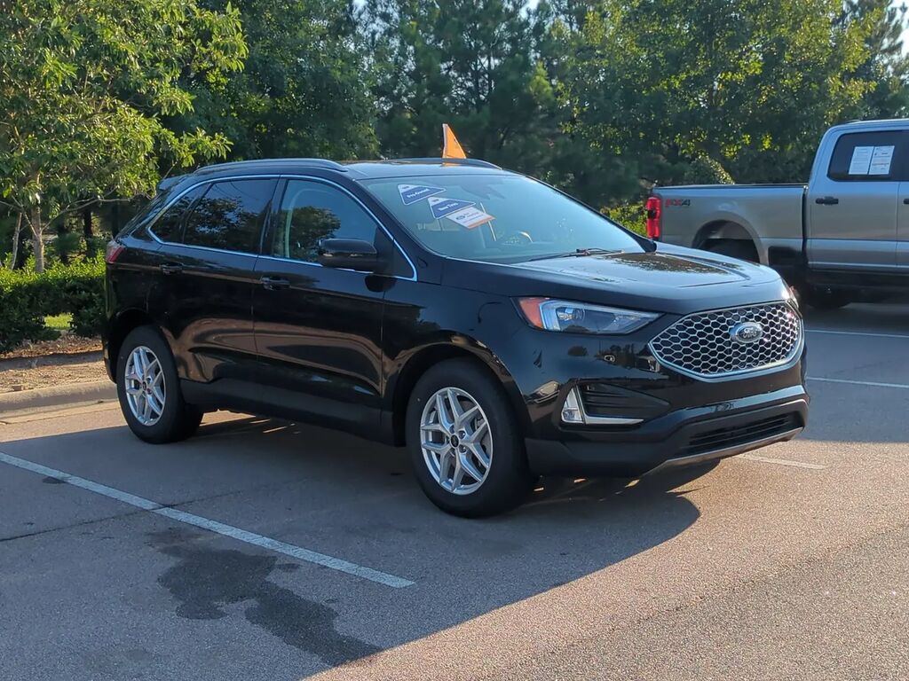 2023 Ford Edge SEL — photo 1 of 13