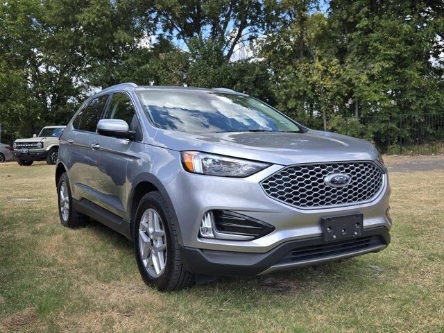 2024 Ford Edge SEL — photo 1 of 10