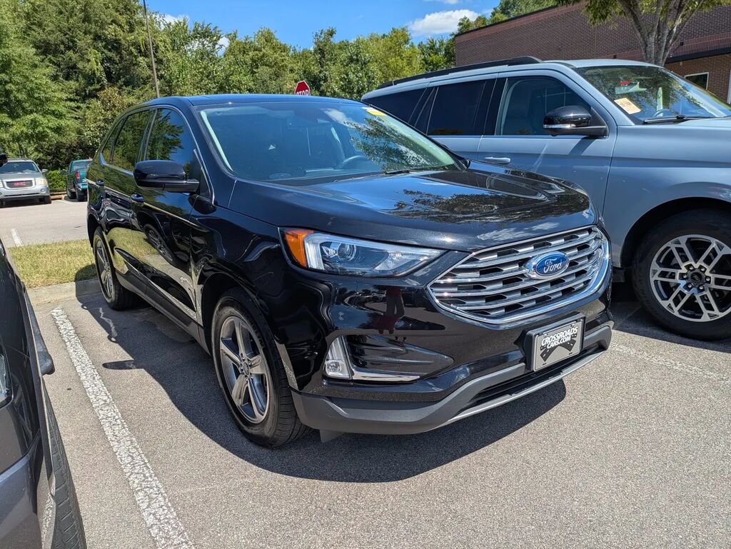 2022 Ford Edge SEL — photo 1 of 4