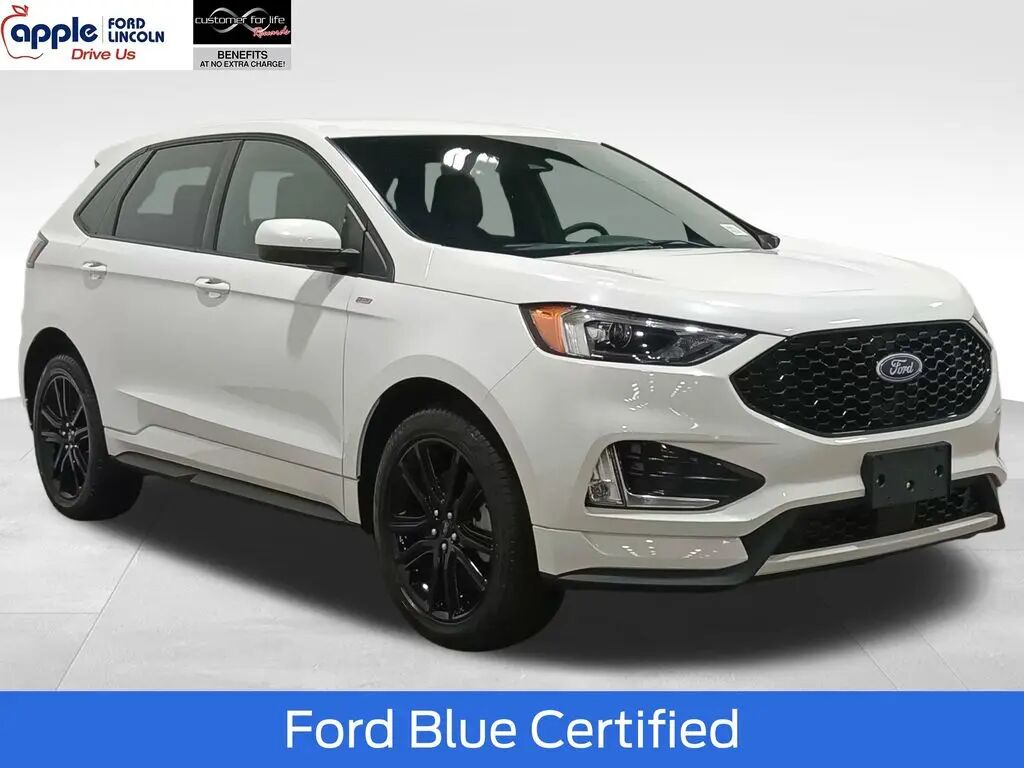 2023 Ford Edge ST-Line — photo 1 of 13
