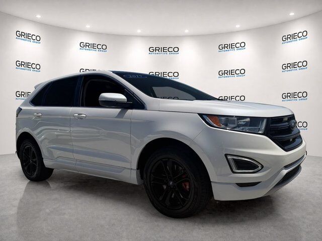 2017 Ford Edge Titanium — photo 1 of 13