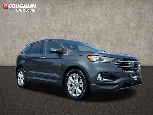 2020 Ford Edge Titanium — photo 1 of 13
