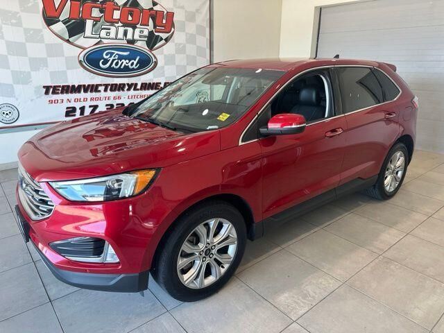 2022 Ford Edge Titanium