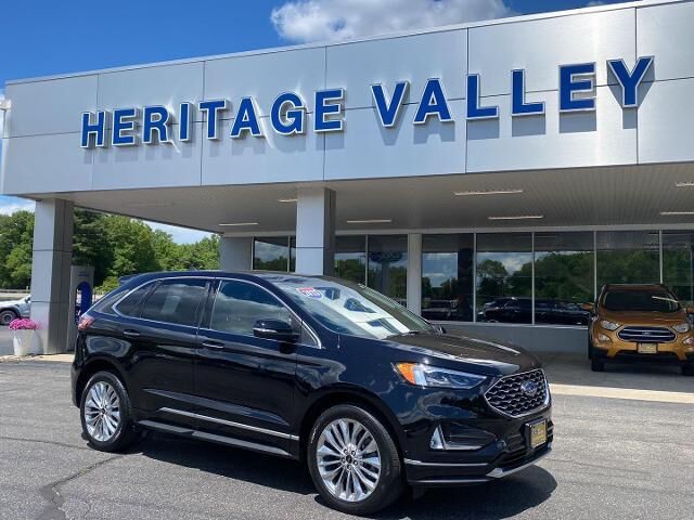 2023 Ford Edge Titanium