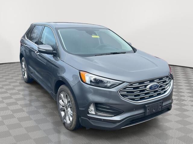 2024 Ford Edge Titanium — photo 1 of 27