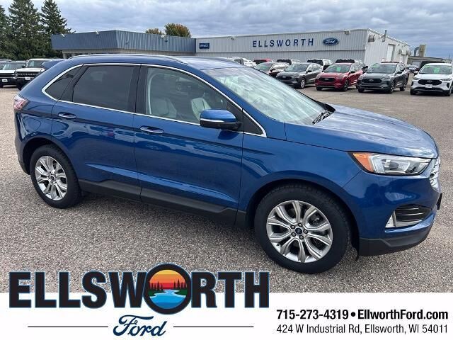 2020 Ford Edge Titanium