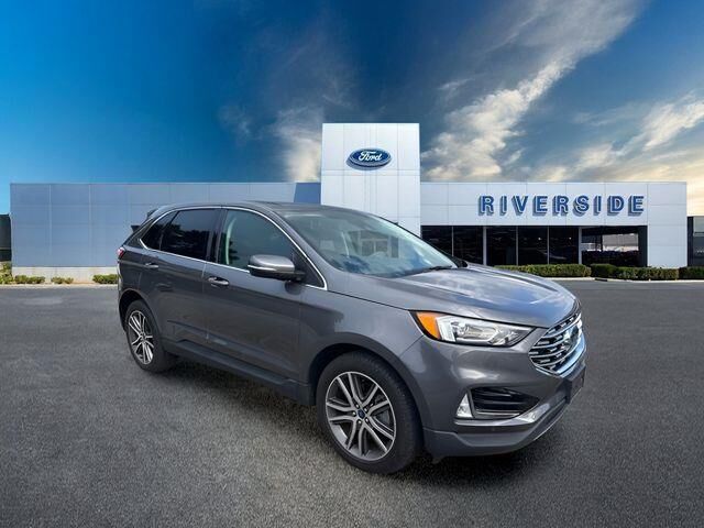 2022 Ford Edge Titanium