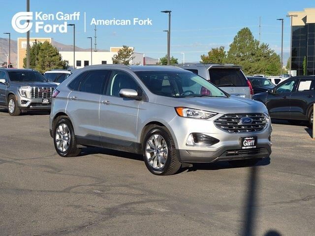 2019 Ford Edge Titanium — photo 1 of 13