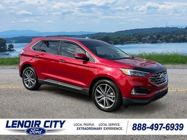 2020 Ford Edge Titanium — photo 1 of 1
