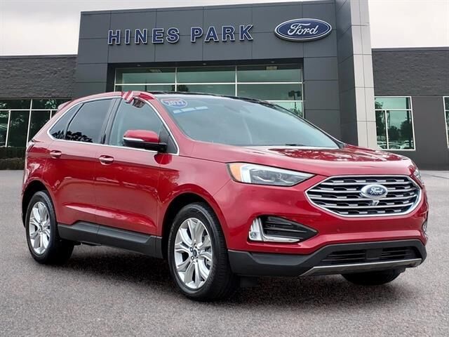 2022 Ford Edge Titanium