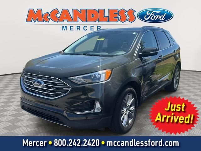 2022 Ford Edge Titanium — photo 1 of 11