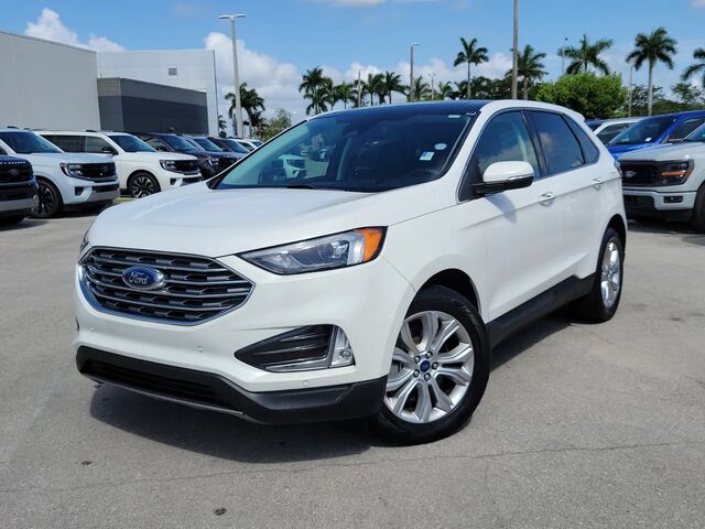 2022 Ford Edge Titanium