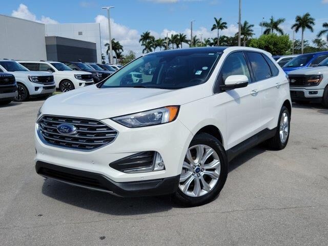 2022 Ford Edge Titanium
