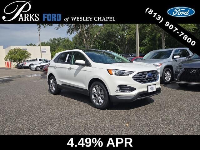 2023 Ford Edge Titanium