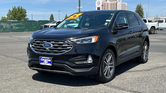 2024 Ford Edge Titanium