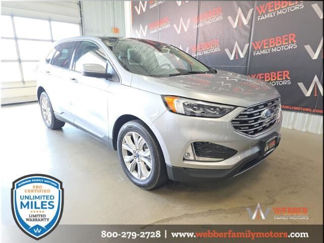 2022 Ford Edge Titanium