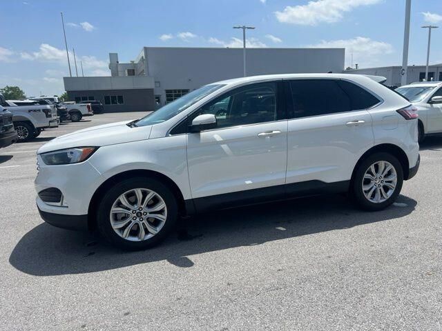 2023 Ford Edge Titanium