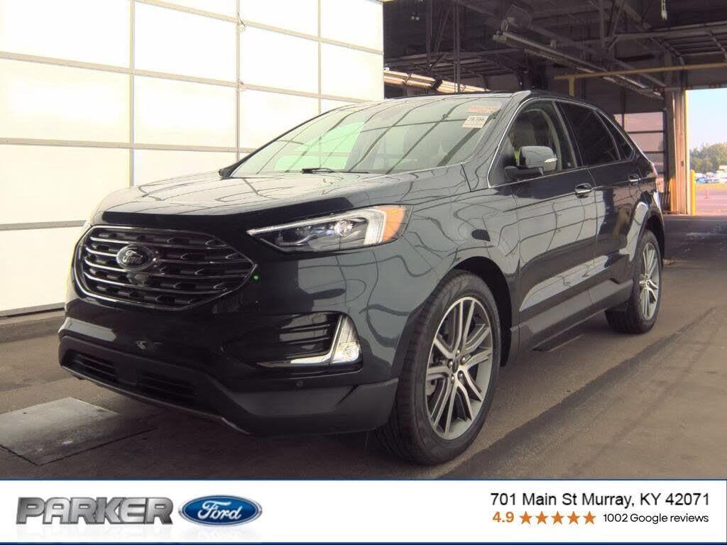 2023 Ford Edge Titanium — photo 1 of 14
