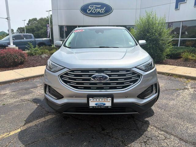 2024 Ford Edge Titanium — photo 1 of 12