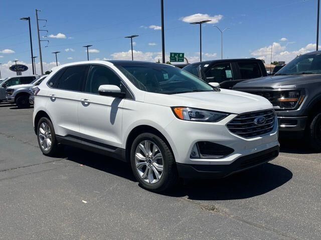 2021 Ford Edge Titanium