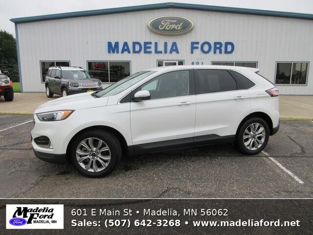2023 Ford Edge Titanium