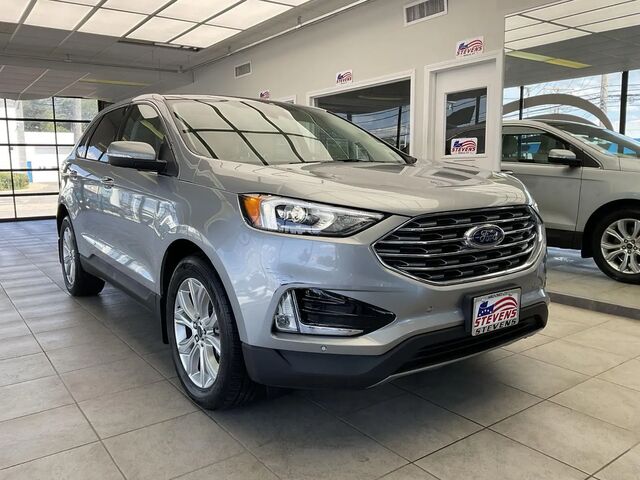 2021 Ford Edge Titanium