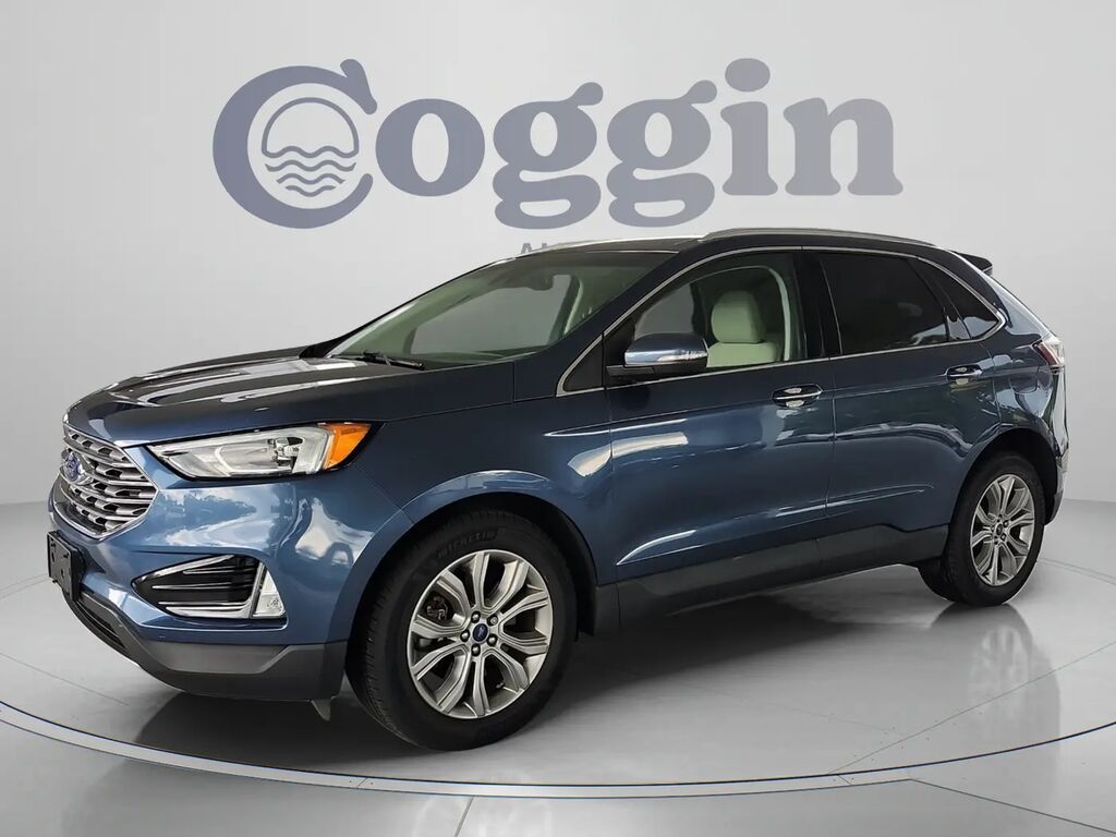 2019 Ford Edge Titanium — photo 1 of 13