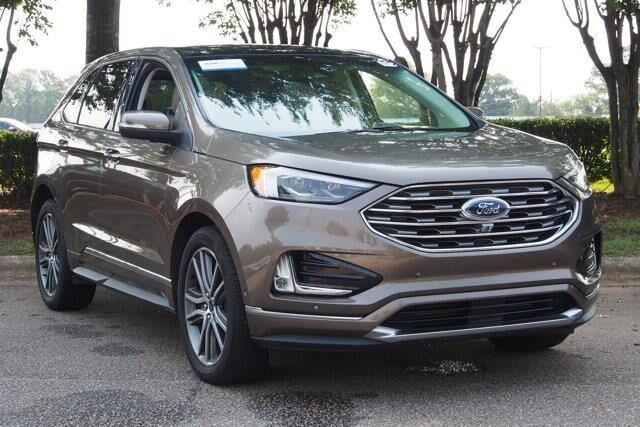 2019 Ford Edge Titanium — photo 1 of 1