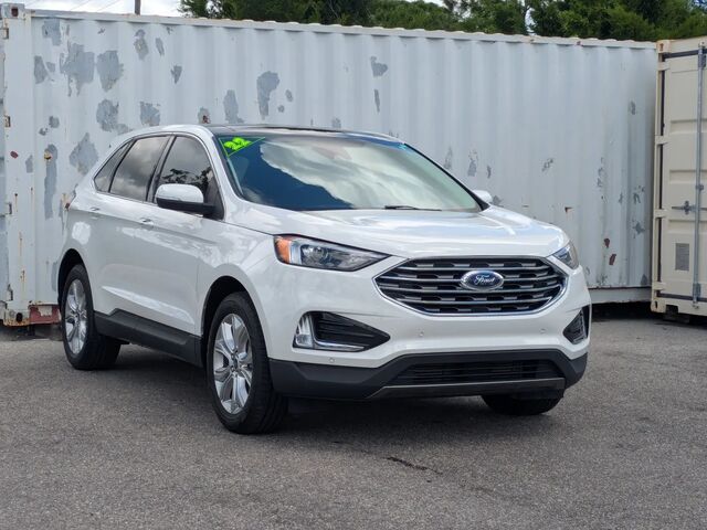 2022 Ford Edge Titanium