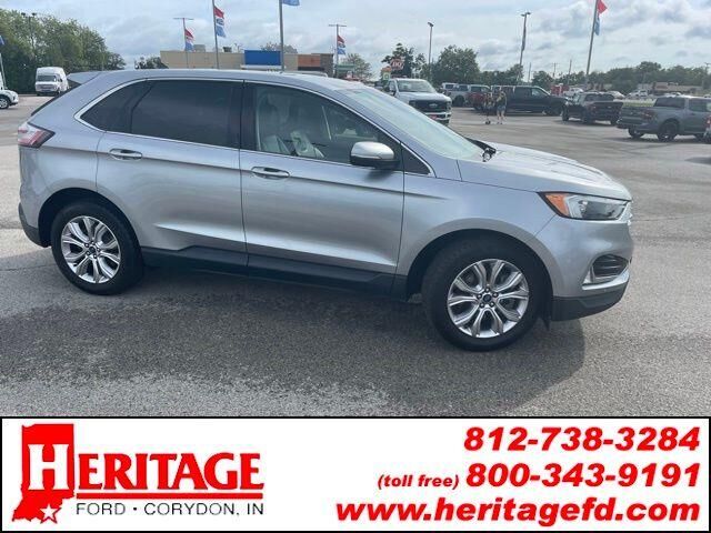2022 Ford Edge Titanium — photo 1 of 13
