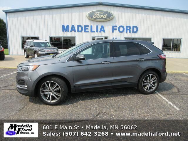 2023 Ford Edge Titanium