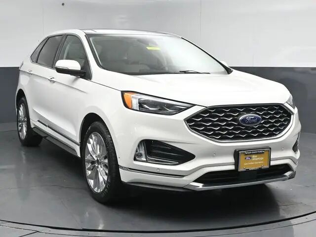 2024 Ford Edge Titanium — photo 1 of 13