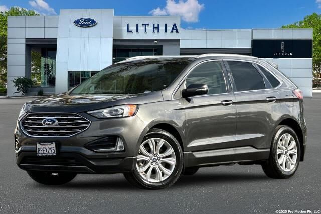 2020 Ford Edge Titanium