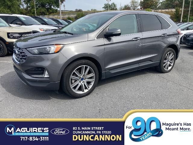 2022 Ford Edge Titanium