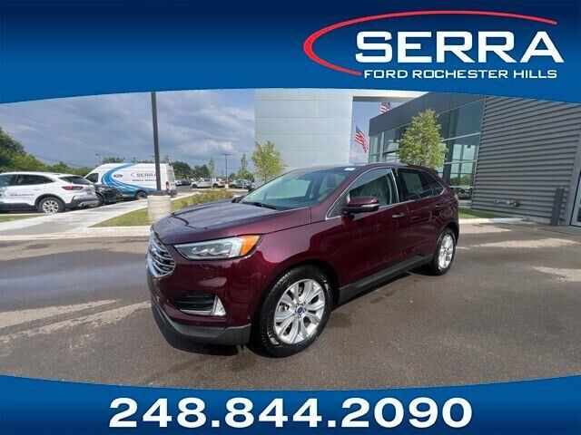 2020 Ford Edge Titanium