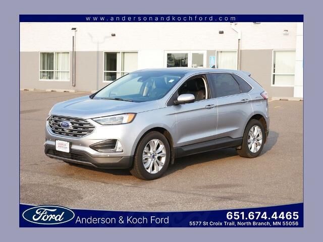 2022 Ford Edge Titanium