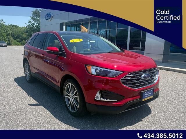2022 Ford Edge Titanium