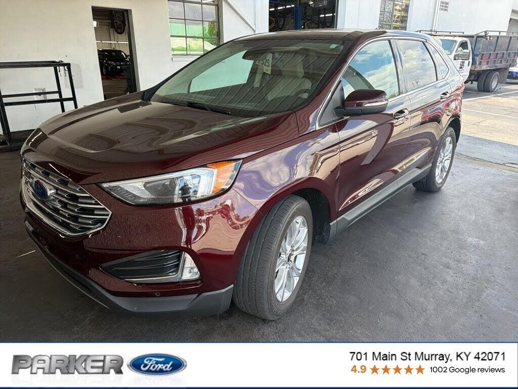 2024 Ford Edge Titanium — photo 1 of 1