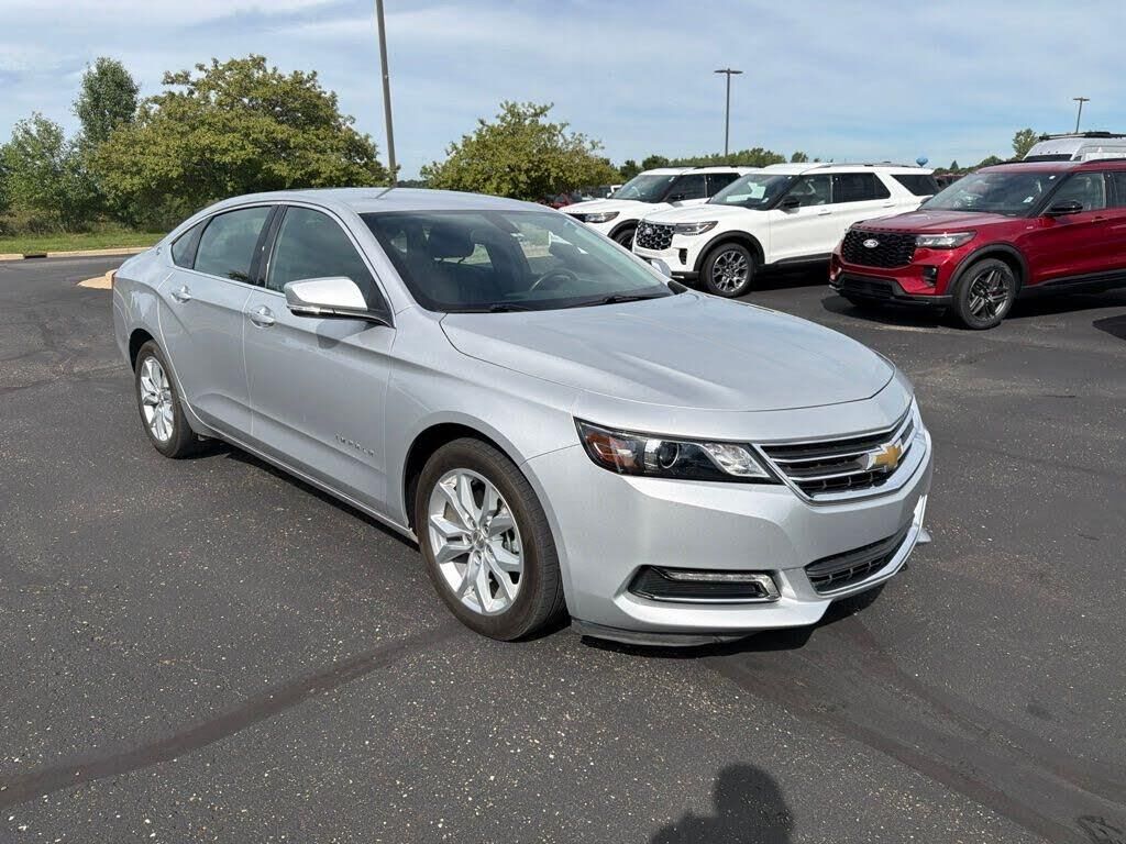 2019 Chevrolet Impala LT — photo 1 of 1