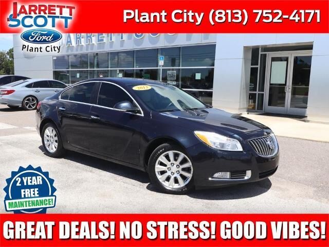 2013 Buick Regal Premium 1