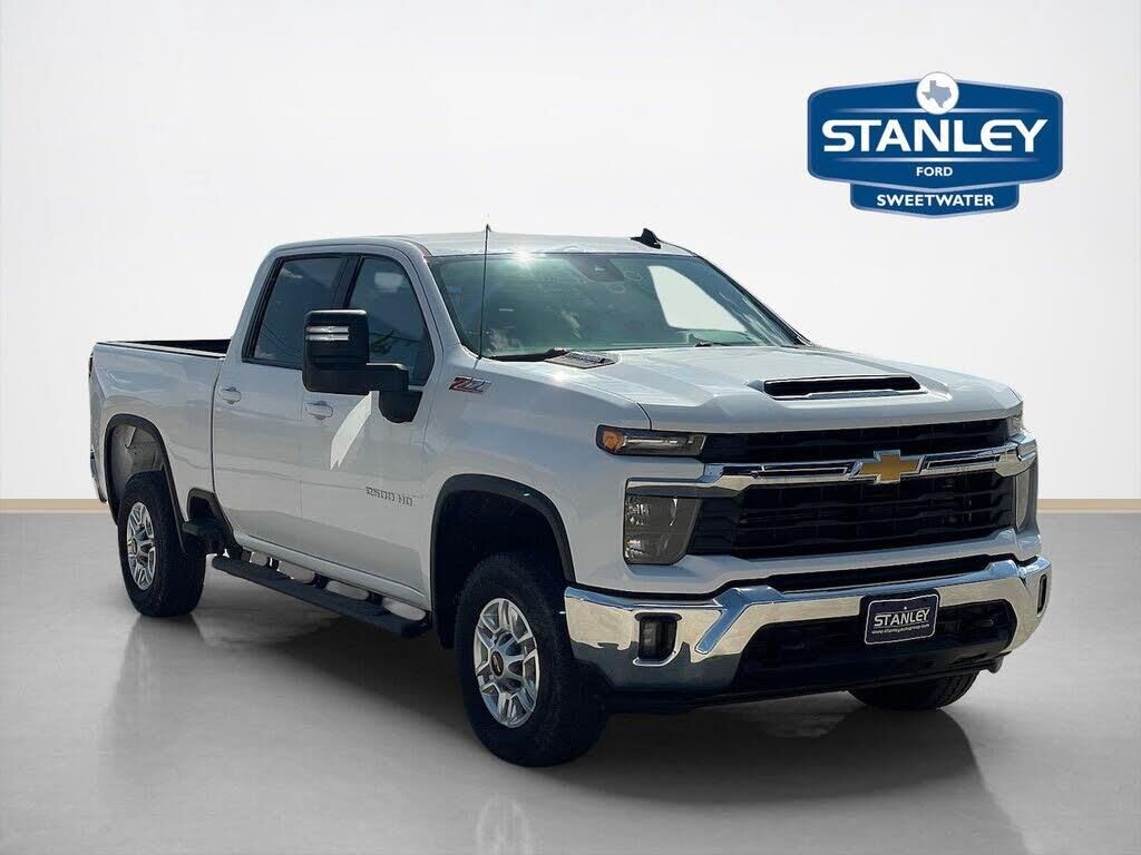 2025 Chevrolet Silverado 2500HD LT — photo 1 of 1