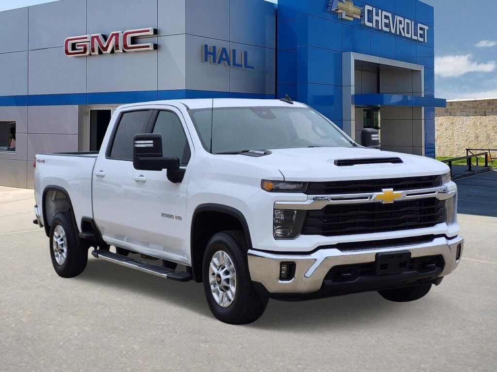 2025 Chevrolet Silverado 2500HD LT — photo 1 of 26