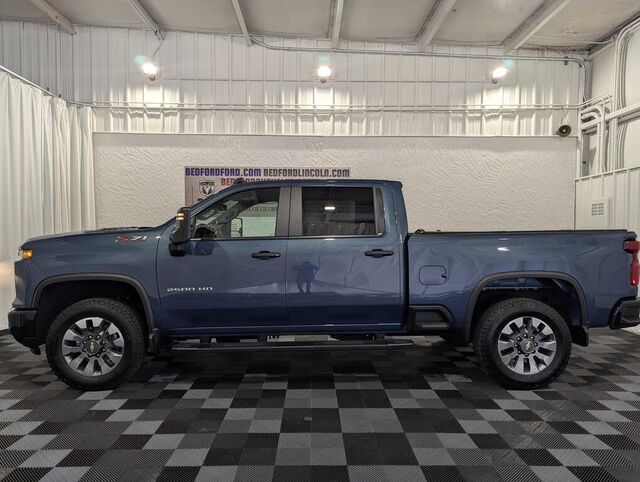 2026 Chevrolet Silverado 2500HD Custom