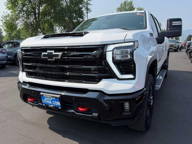 2025 Chevrolet Silverado 3500HD LTZ