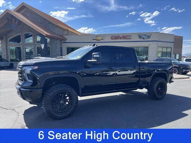2025 Chevrolet Silverado 3500HD High Country