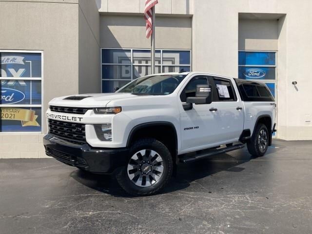 2022 Chevrolet Silverado 2500HD Custom — photo 1 of 13