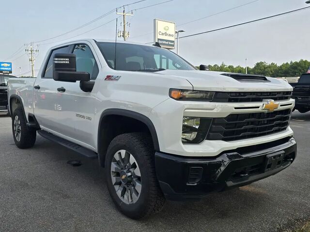2024 Chevrolet Silverado 2500HD Custom