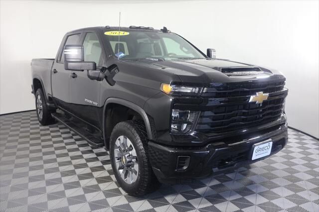 2024 Chevrolet Silverado 2500HD Custom
