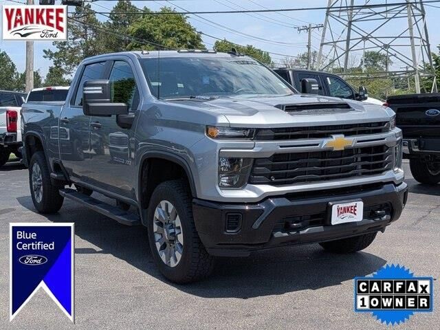 2024 Chevrolet Silverado 2500HD Custom
