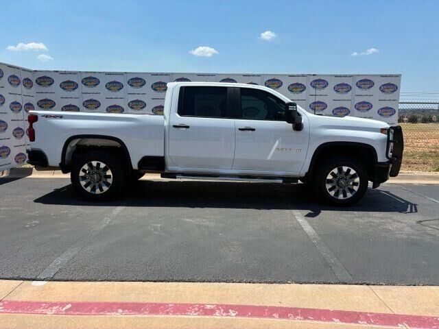 2023 Chevrolet Silverado 2500HD Custom